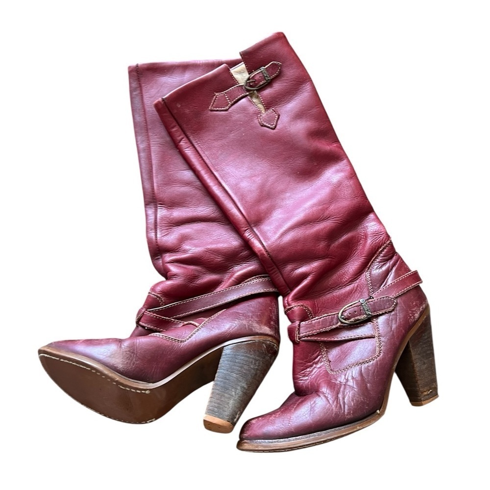 Vintage Red Zodiac Boots, size 8